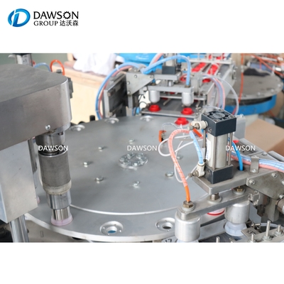 Automatyczna składana składana maszyna do zamykania pokrywek z klapką do maszyny do formowania rozdmuchowego i wtryskowego