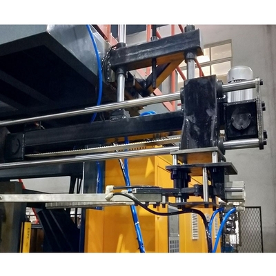 90L Plastikowa automatyczna maszyna do formowania z rozdmuchiwaniem Wytłaczanie do produkcji bębna