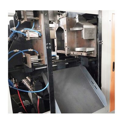 Maszyna do formowania w wyniku wytłaczania 440V 415V 380V 220V PE 4 Gallon 5 Gallon butelka z wodą mineralną z uchwytem